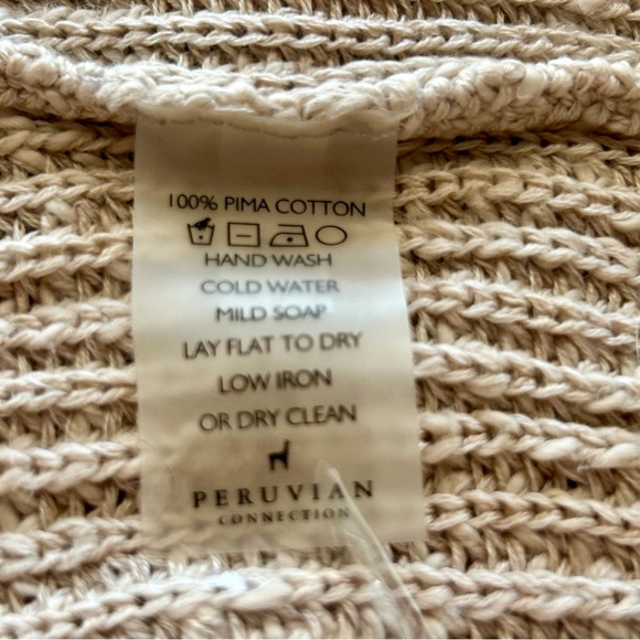 Peruvian Connection Ladies Knitted Top - Size XL - Picture 5 of 5